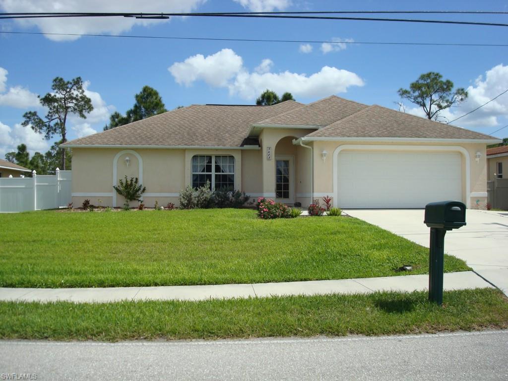 CAPE CORAL - Residential