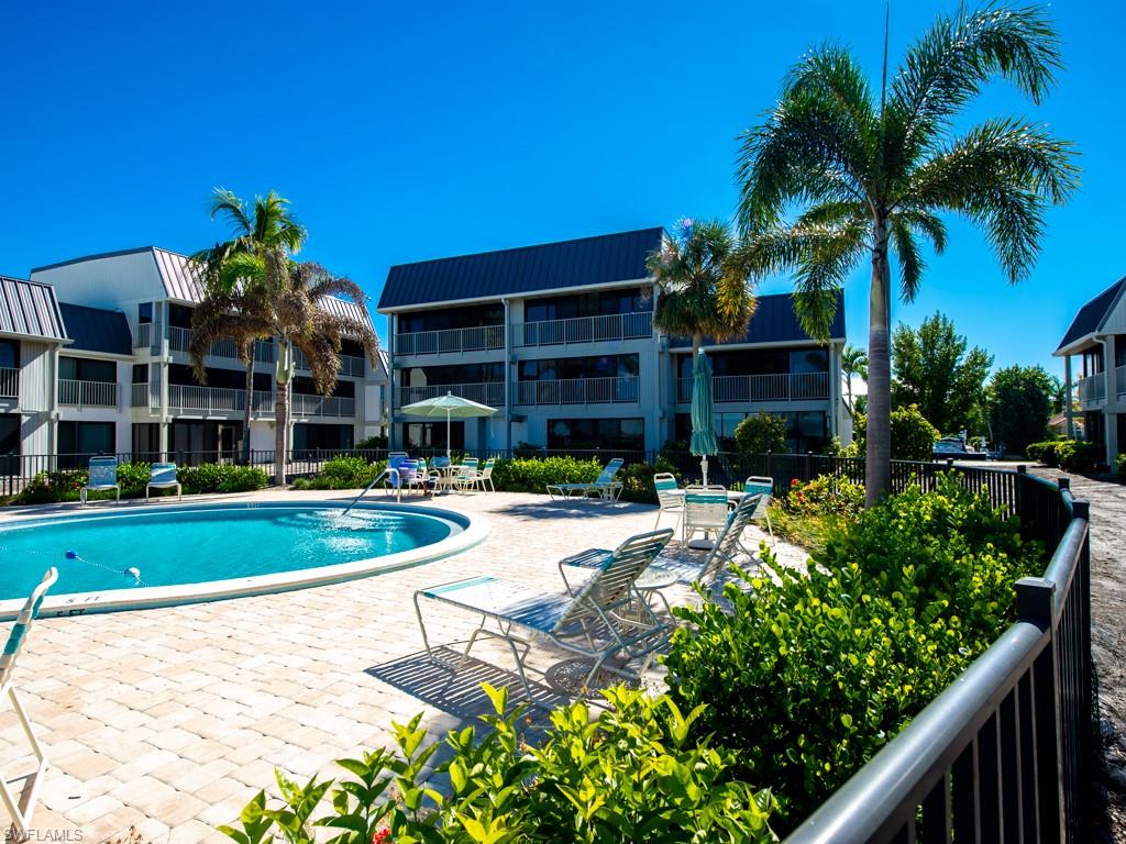 MARINER POINTE CONDO - Residential