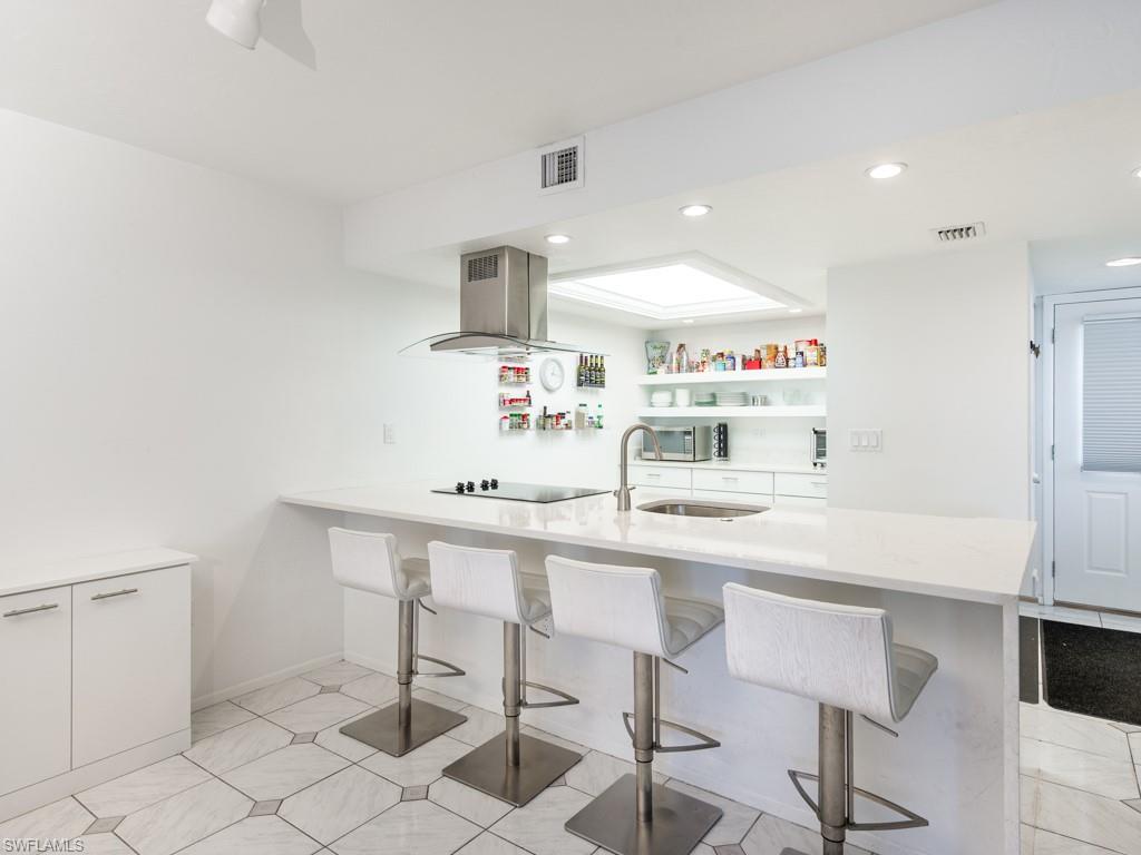 MARINER POINTE CONDO - Residential