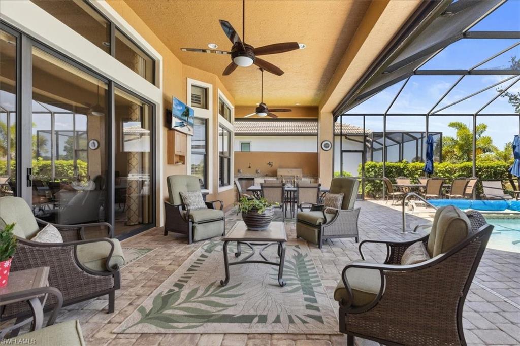 COUNTRY CLUB - Residential