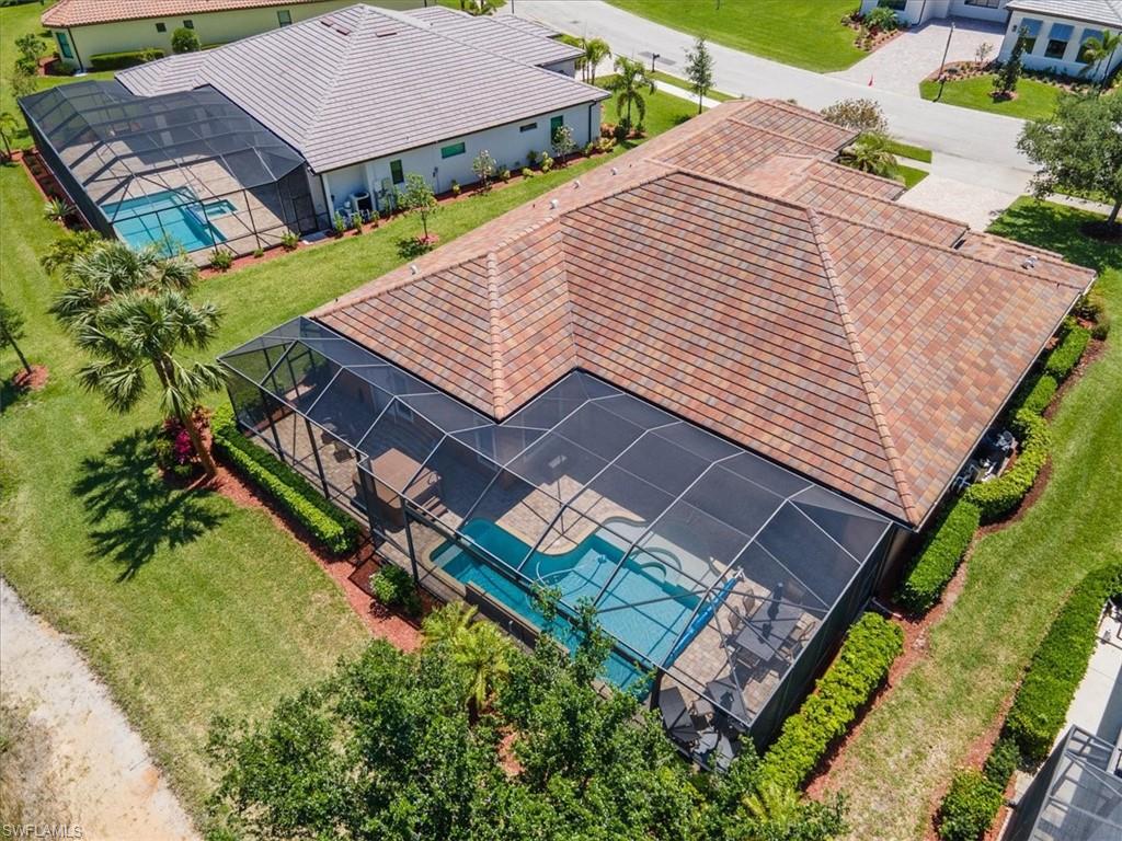 COUNTRY CLUB - Residential