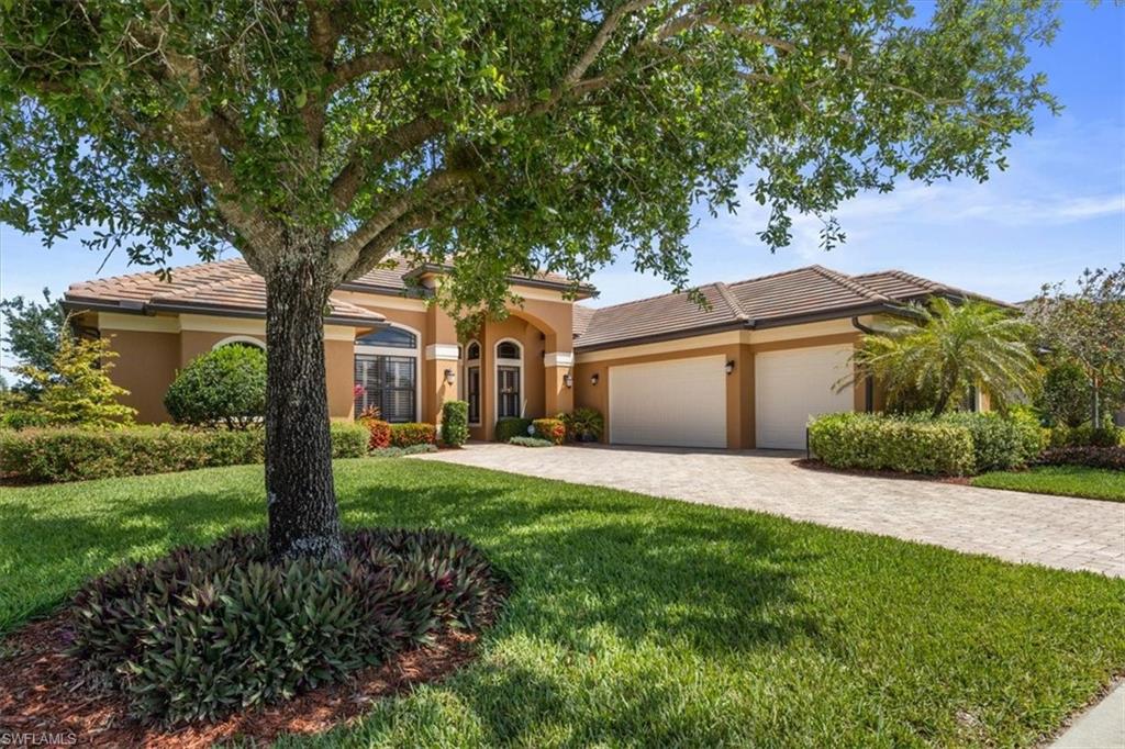 COUNTRY CLUB - Residential