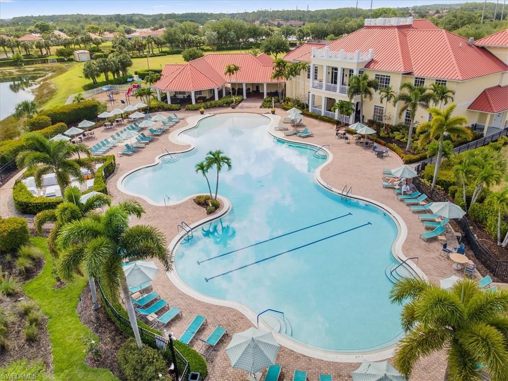 COUNTRY CLUB - Residential