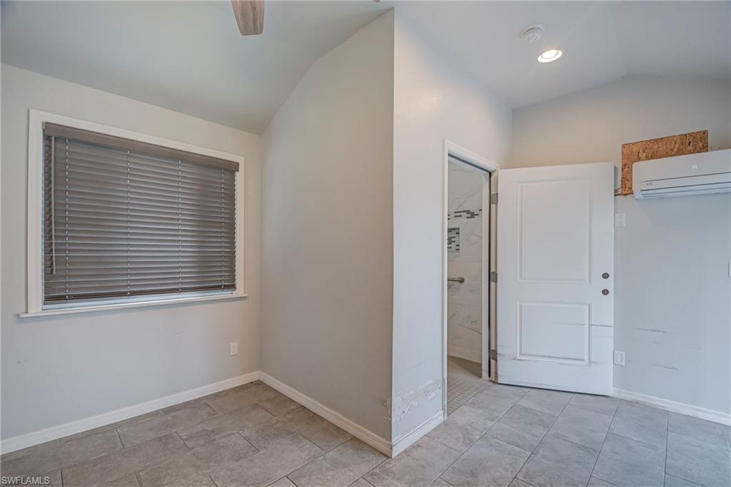 SUNNYBROOK FARMS - Residential