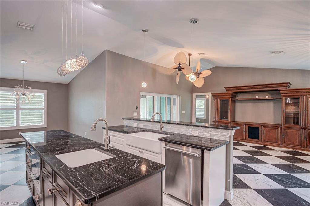 SUNNYBROOK FARMS - Residential