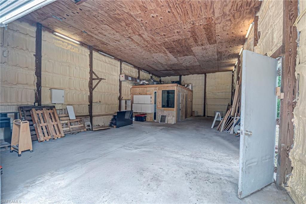 SUNNYBROOK FARMS - Residential