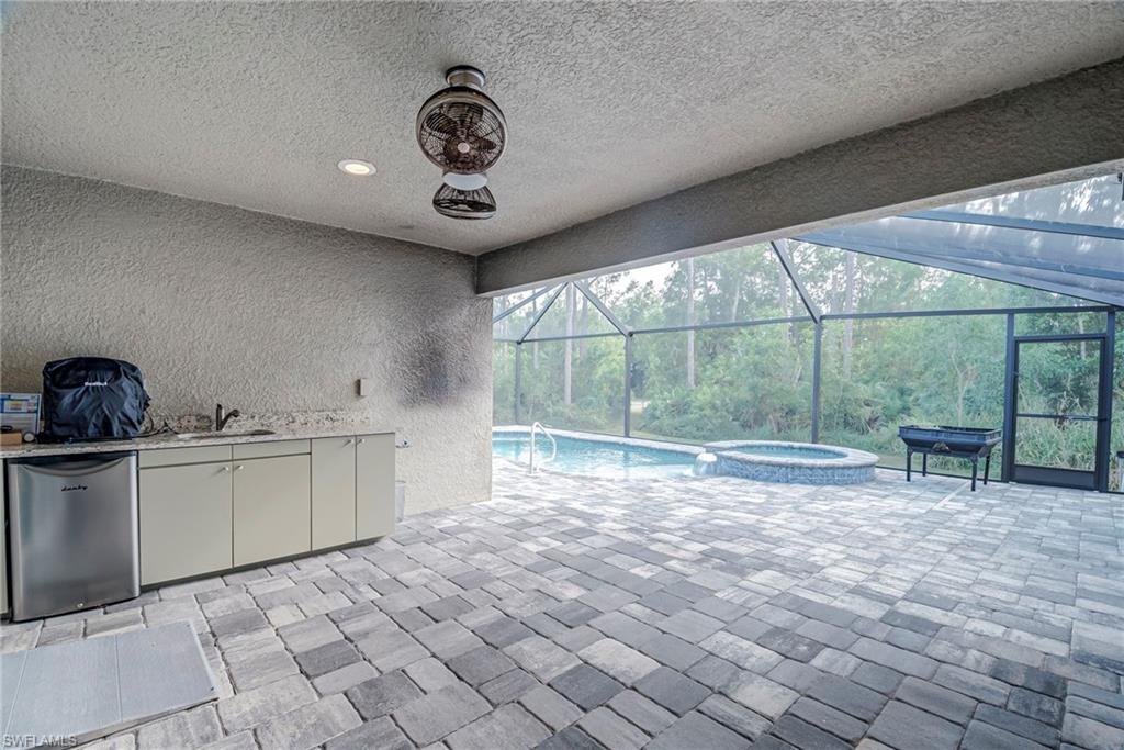 SUNNYBROOK FARMS - Residential