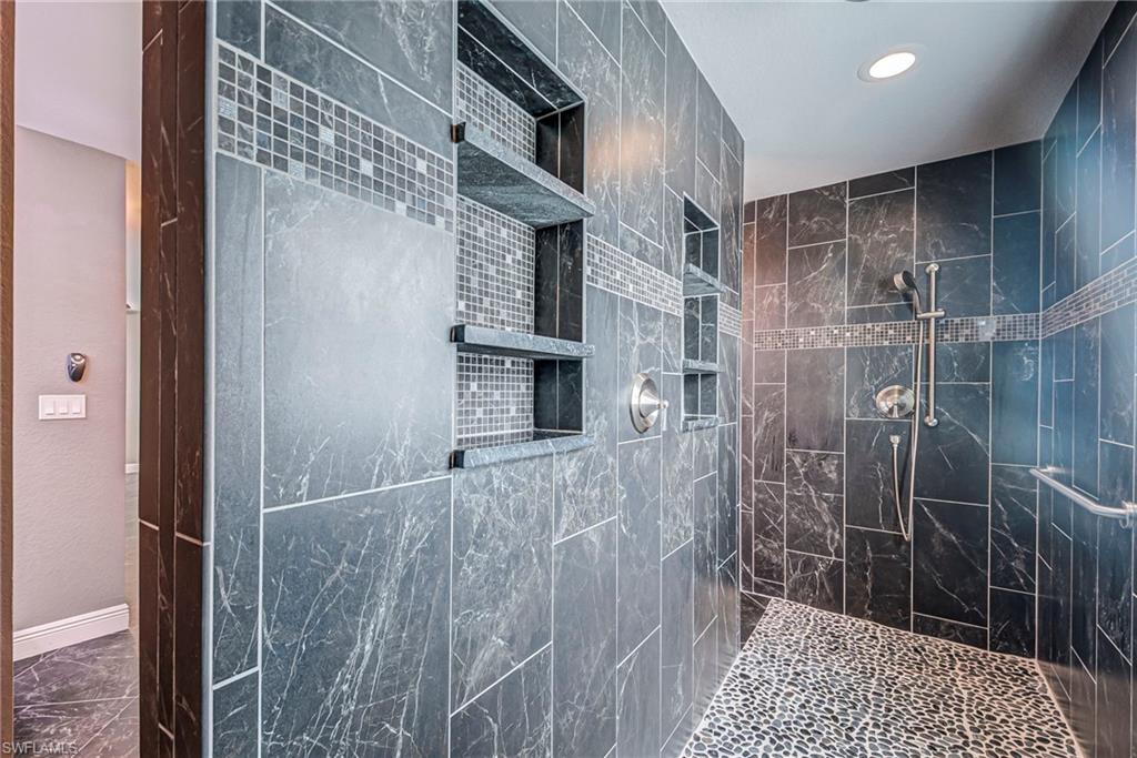 SUNNYBROOK FARMS - Residential