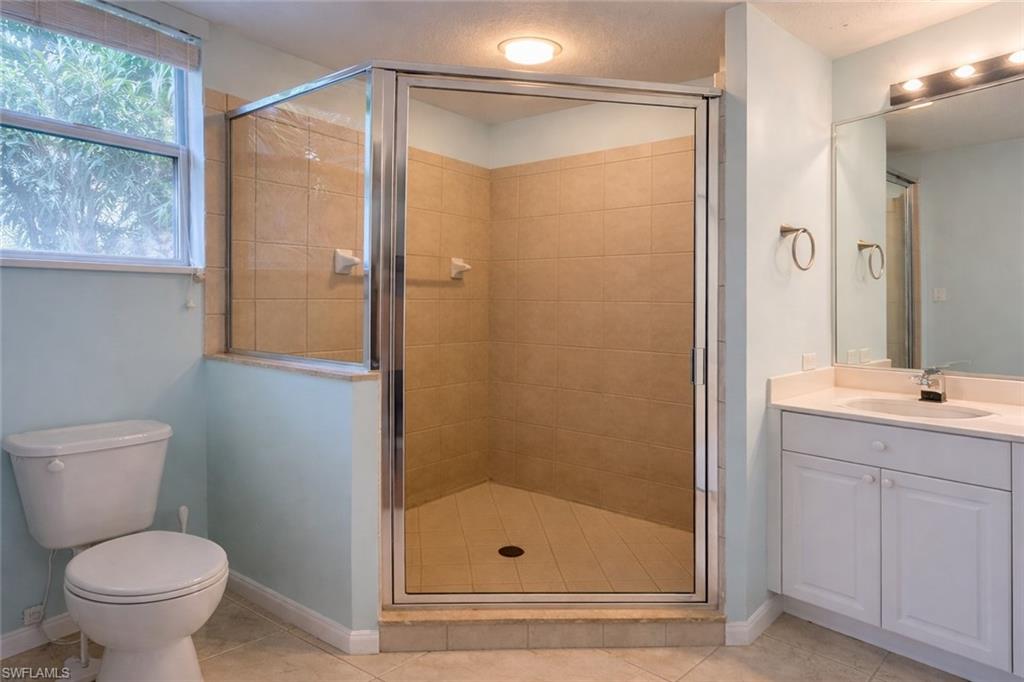 THE MEADOWS - Residential Lease