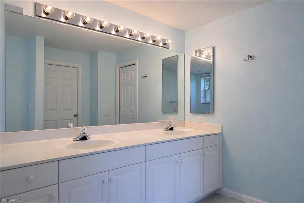 THE MEADOWS - Residential Lease