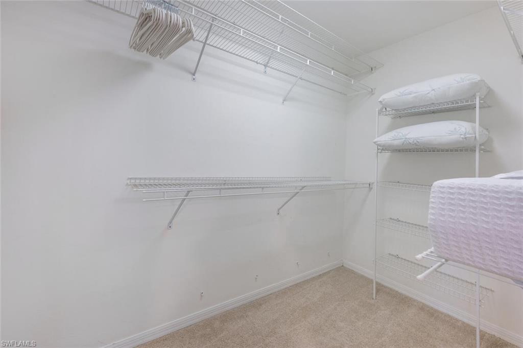 LAKESIDE - Residential Lease