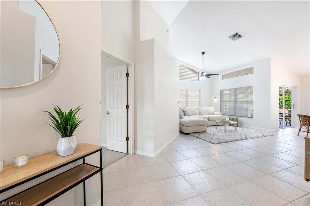 LAKESIDE - Residential Lease