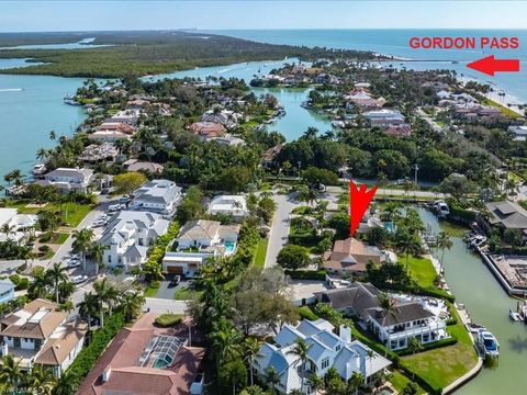 10 Sabre LN NAPLES FL 34102