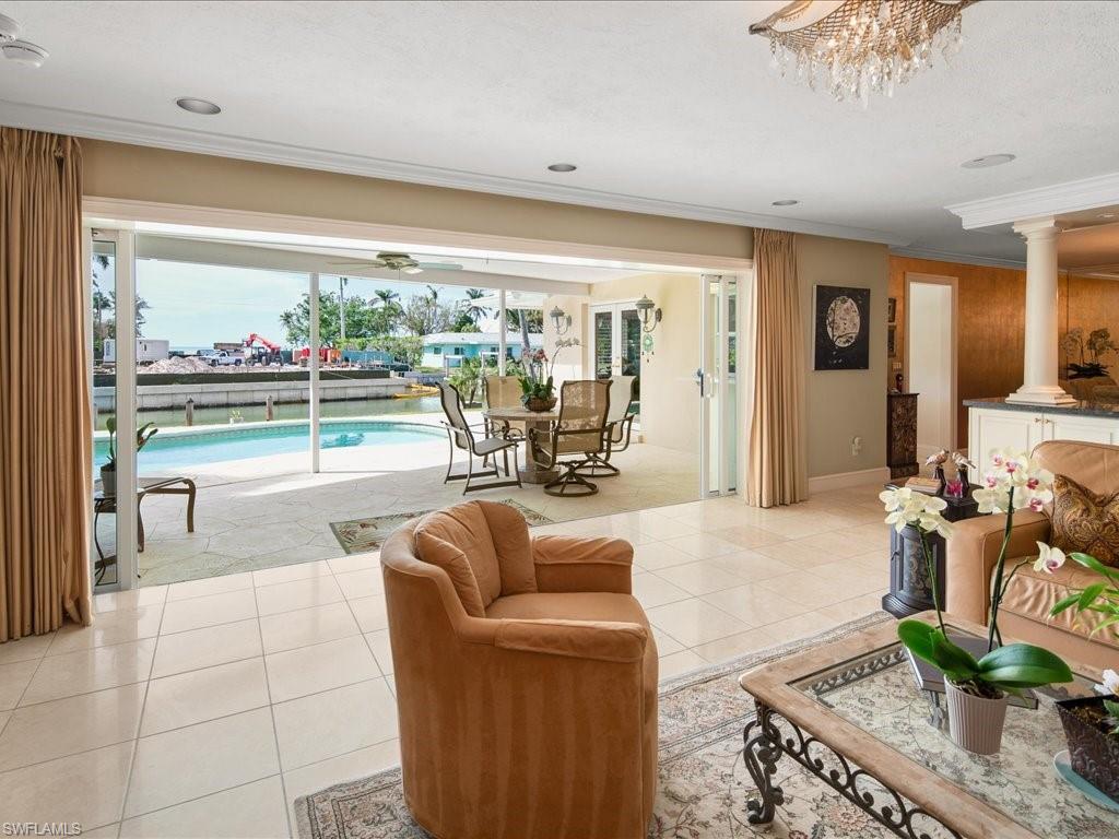 10 Sabre LN