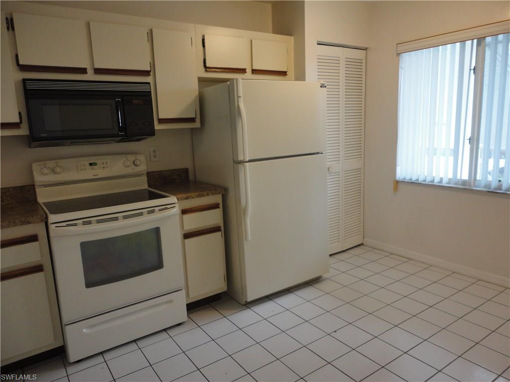 WOODMERE RACQUET CLUB - Residential