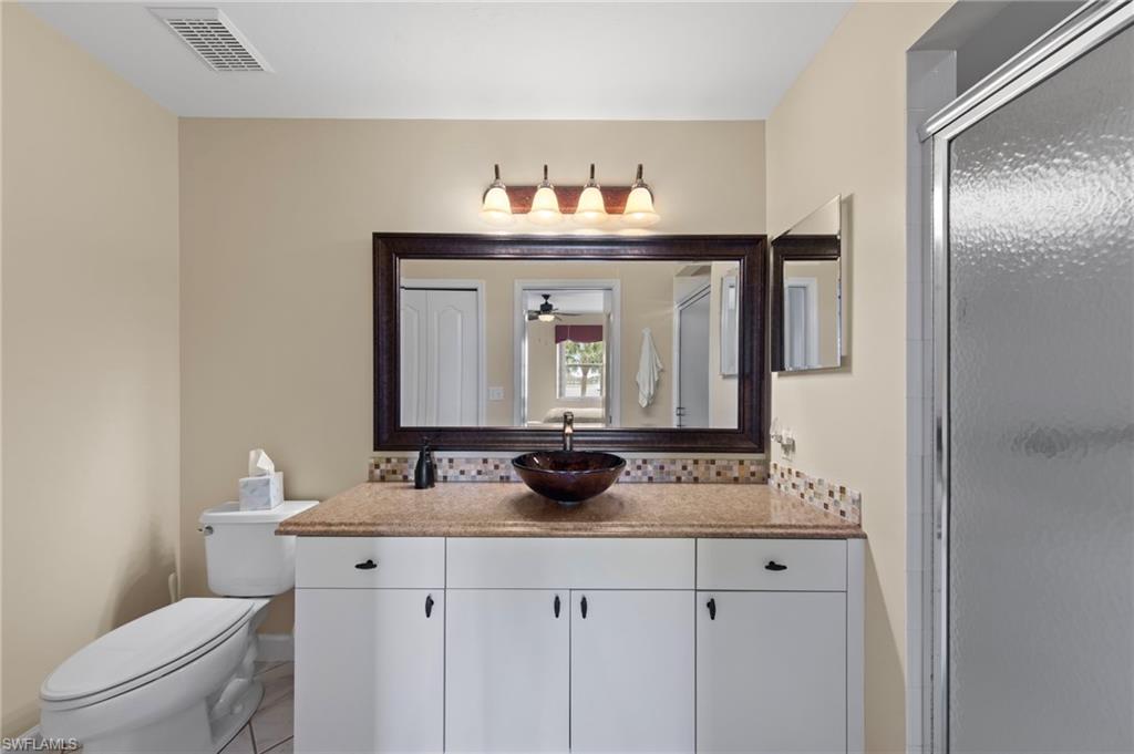 LAKESIDE GREEN - Residential