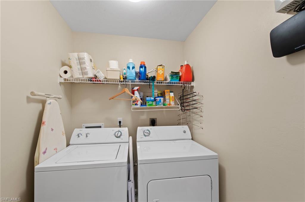 LAKESIDE GREEN - Residential