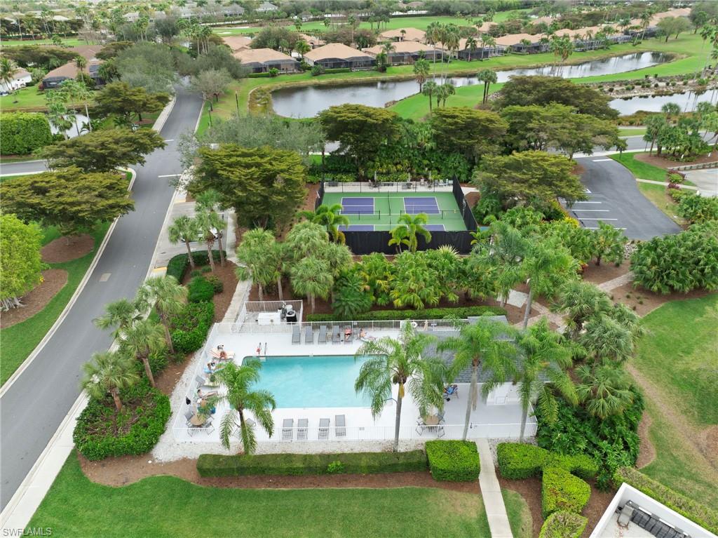 LAKESIDE GREEN - Residential