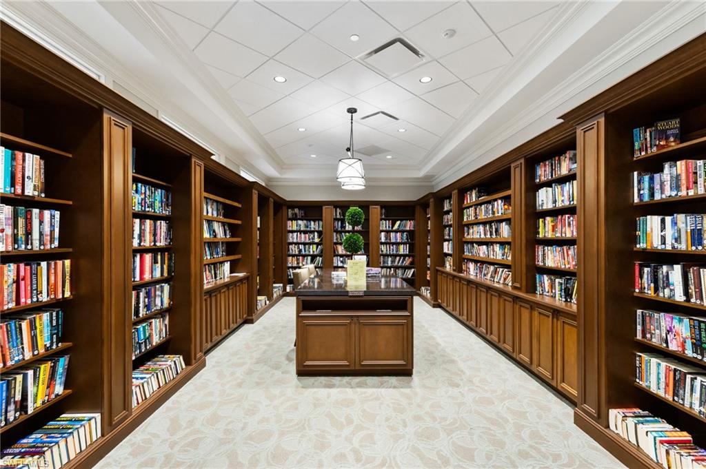 LAKESIDE GREEN - Residential