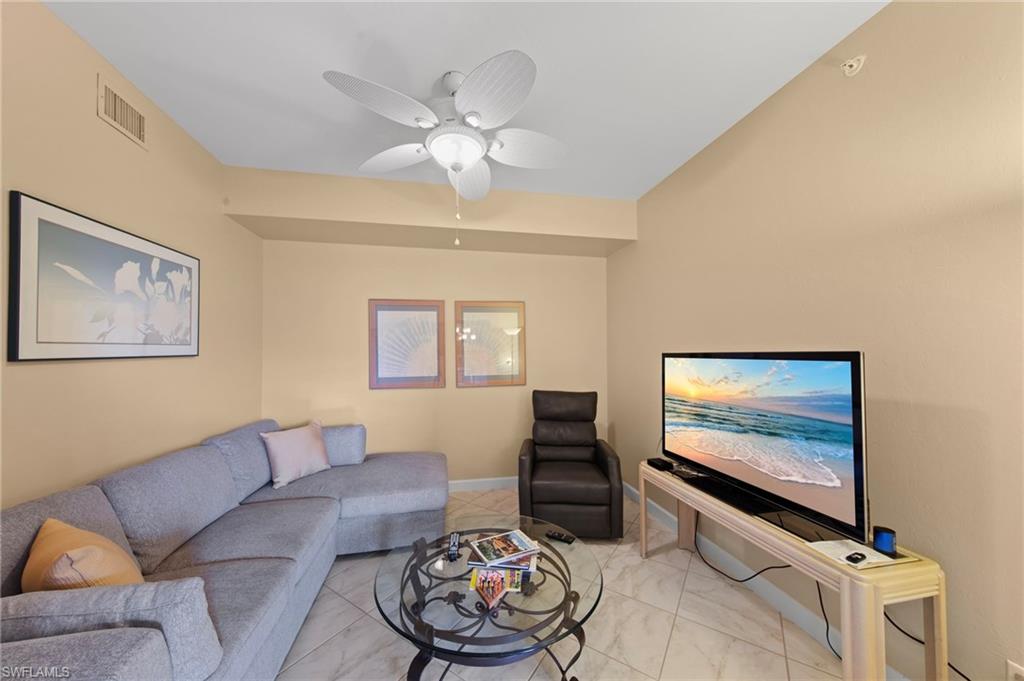 LAKESIDE GREEN - Residential