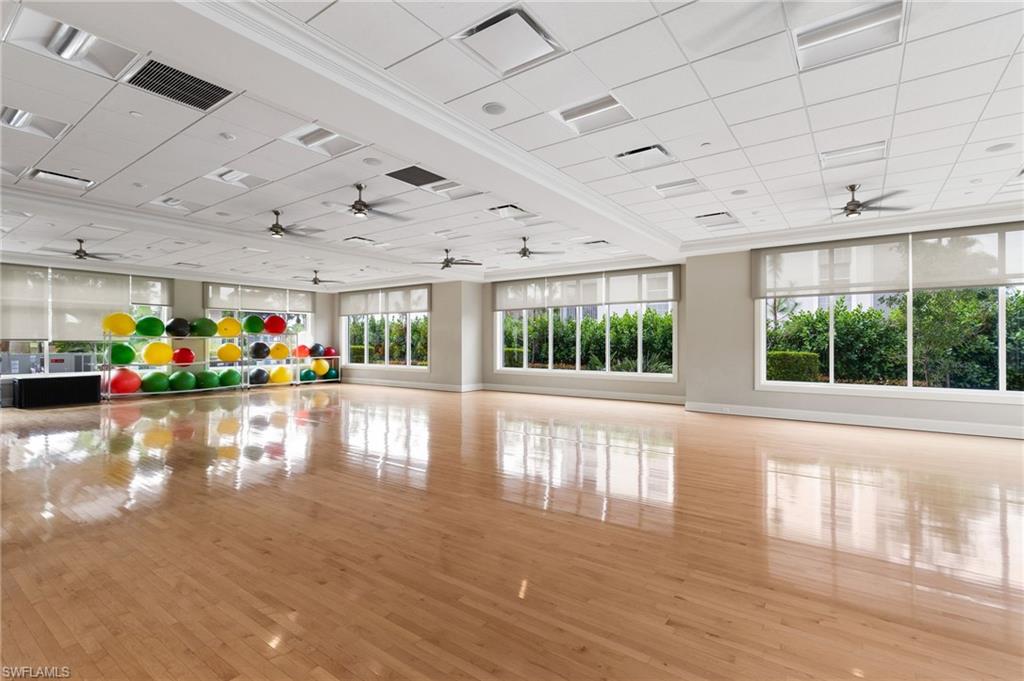 LAKESIDE GREEN - Residential