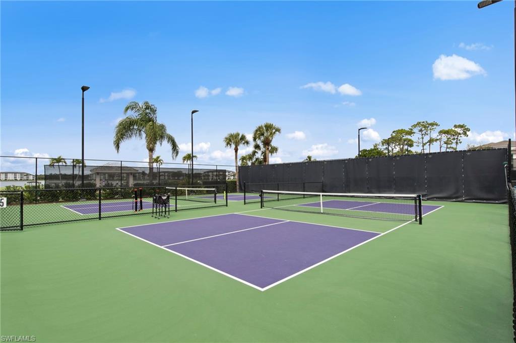 LAKESIDE GREEN - Residential