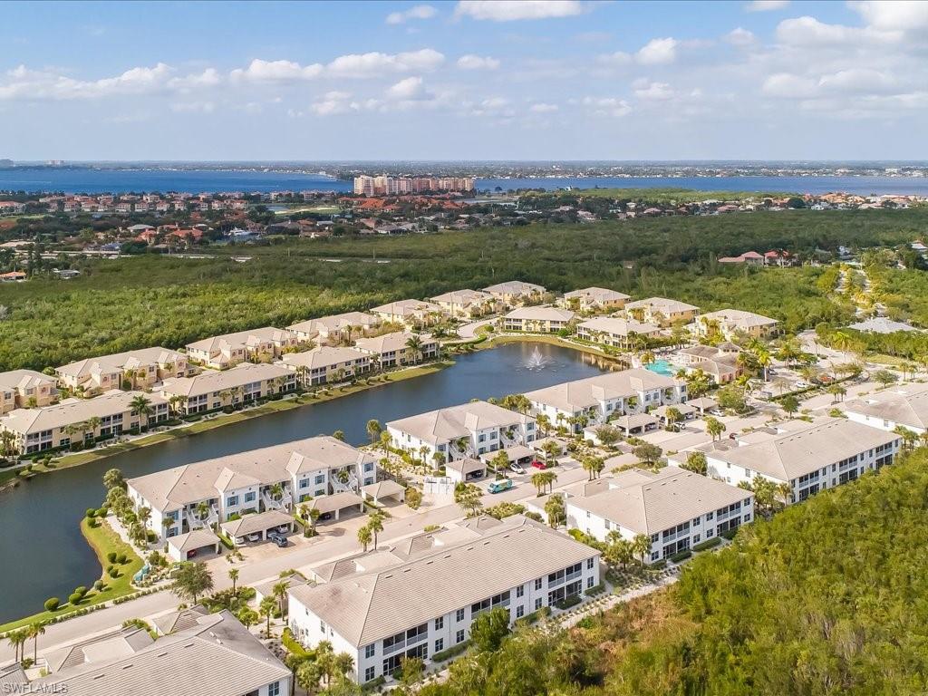 LUCAYA - Residential Lease