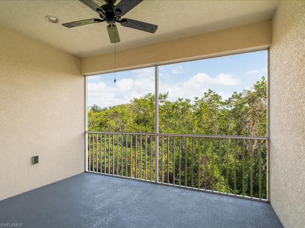 LUCAYA - Residential Lease