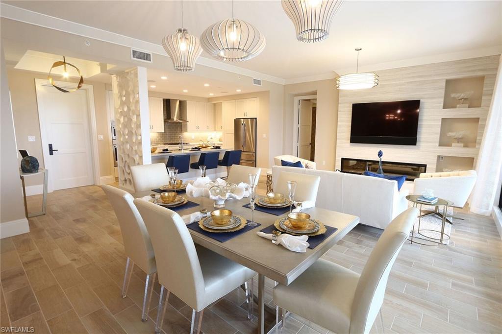 NAPLES SQUARE - Residential Lease