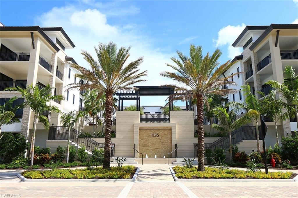 NAPLES SQUARE - Residential Lease