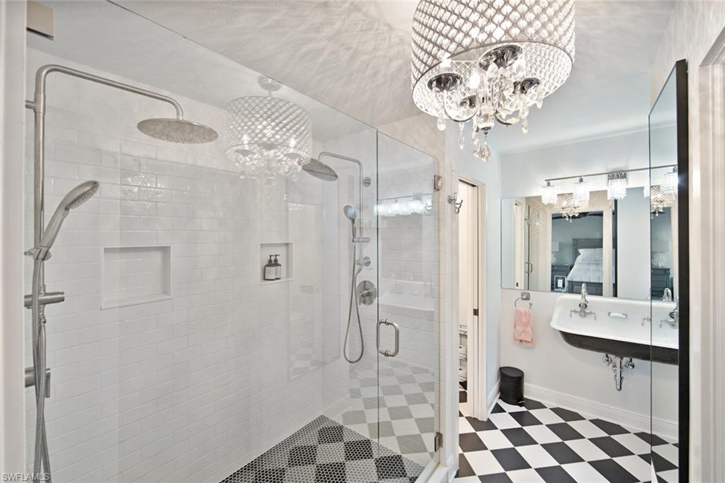 SANIBEL HIGHLANDS - Residential