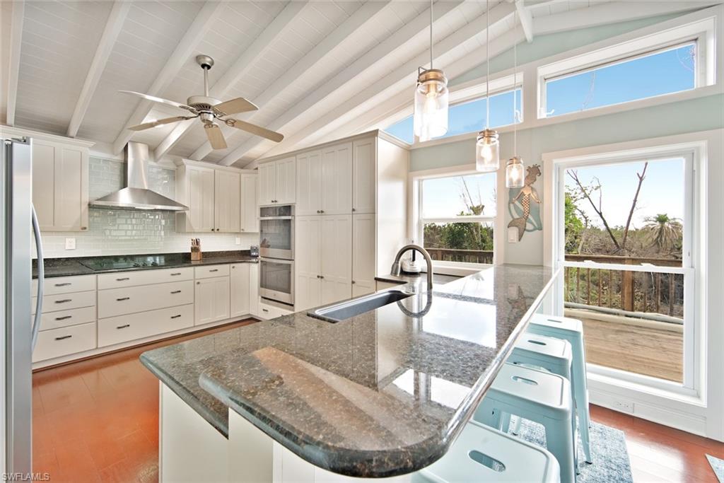 SANIBEL HIGHLANDS - Residential