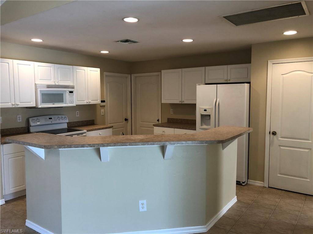 LEHIGH ESTATES - Residential