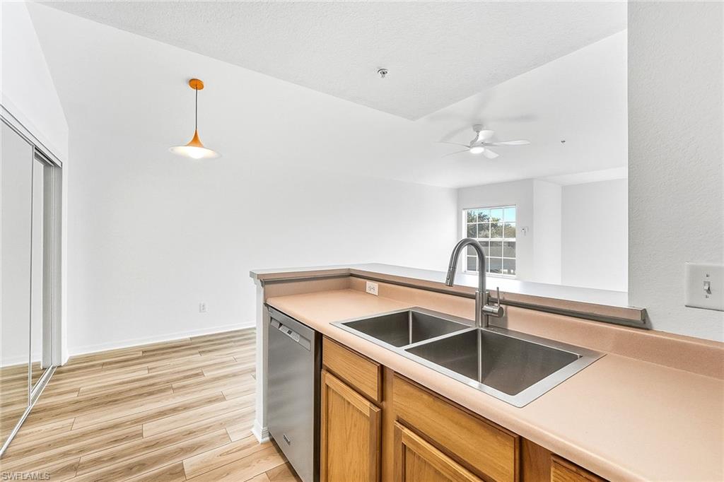 VANDERBILT PLACE - Residential