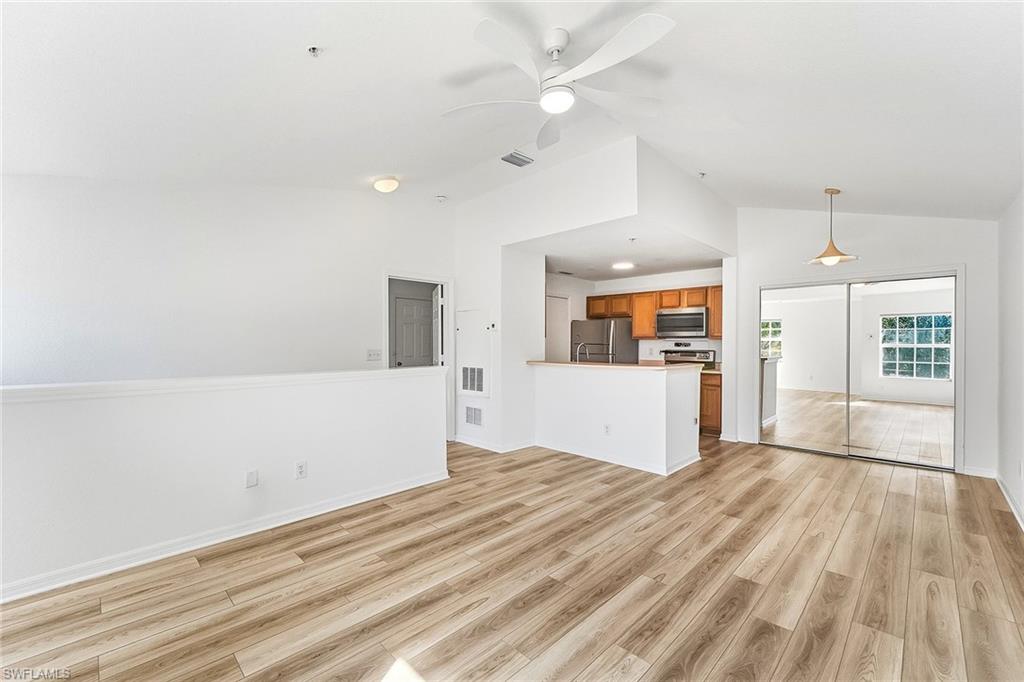 VANDERBILT PLACE - Residential