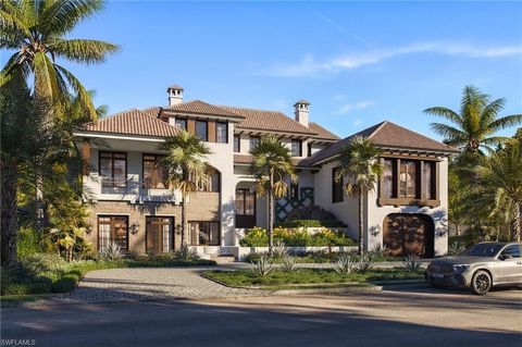 25 5th AVE S NAPLES FL 34102