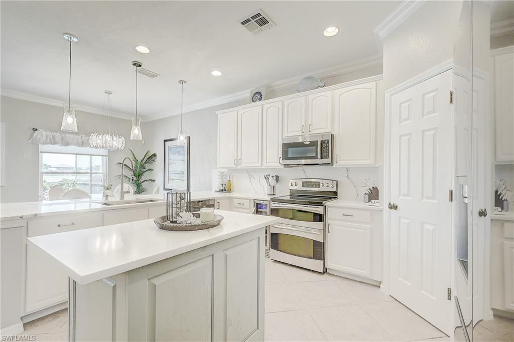 CYPRESS CAY - Residential