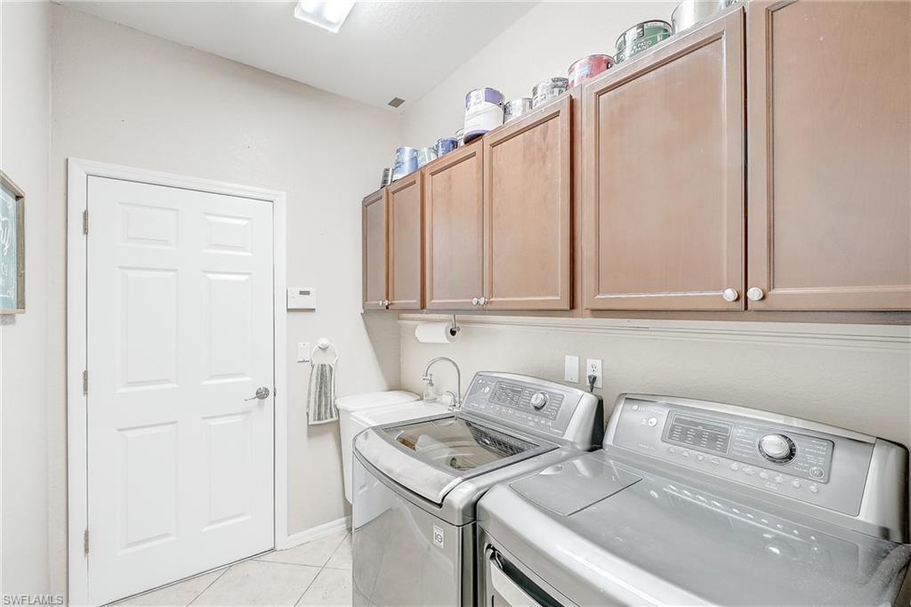 CYPRESS CAY - Residential