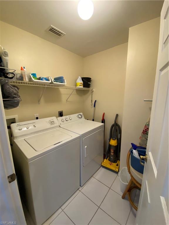 CLUBHOUSE VILLAS - Residential