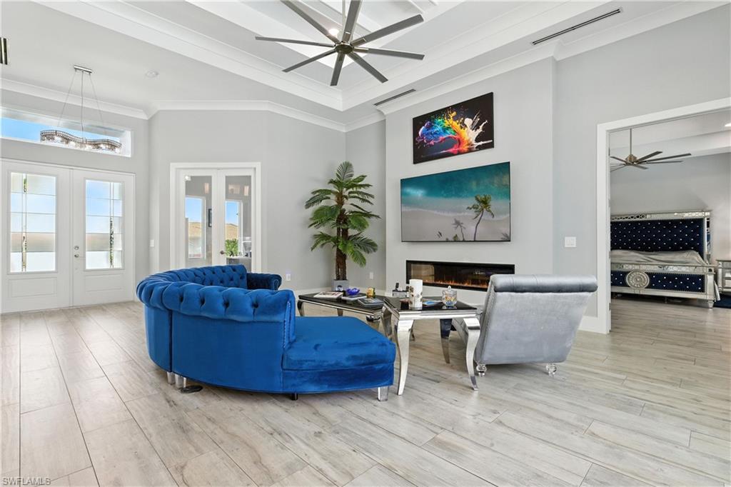 ESTATES - Residential