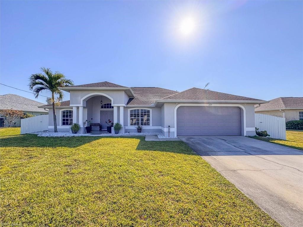 CAPE CORAL - Residential