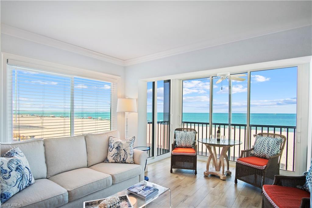 25900 Hickory BLVD 206