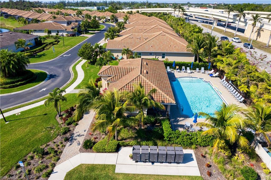 VENETIAN POINTE - Residential