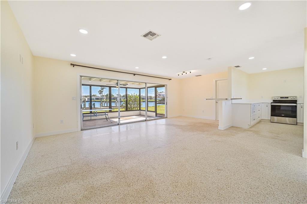 RIVER FOREST - Residential