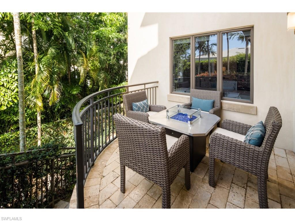 SANDY LANE - Residential