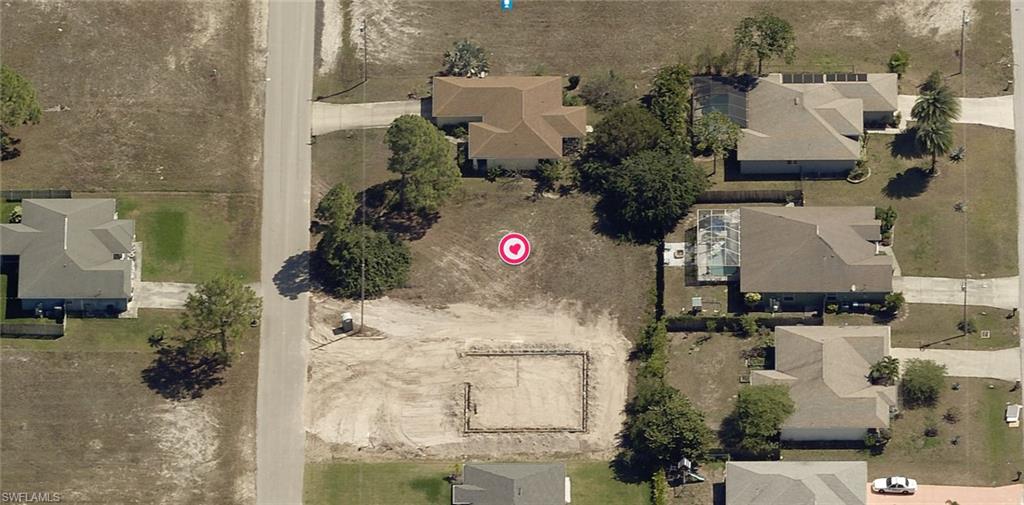 CAPE CORAL - Land