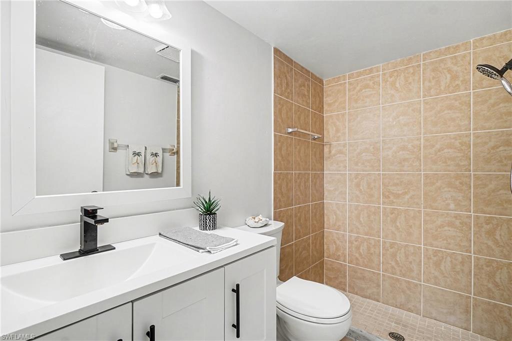 BARCLAY BAY CONDO - Residential