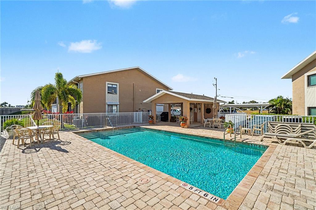 BARCLAY BAY CONDO - Residential