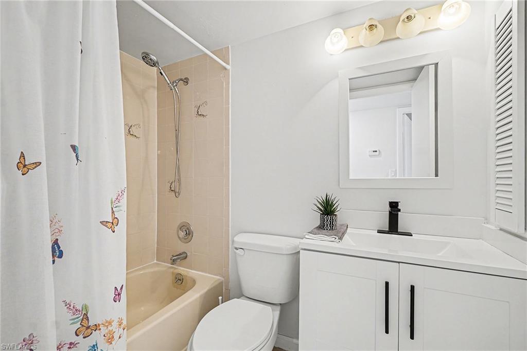 BARCLAY BAY CONDO - Residential