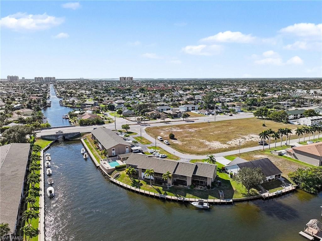 BARCLAY BAY CONDO - Residential